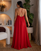 Vestido Largo Fluido con Tirantes Finos