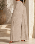 Pantalón de Talle Alto con Pernera Ancha y Detalle de Cinturón