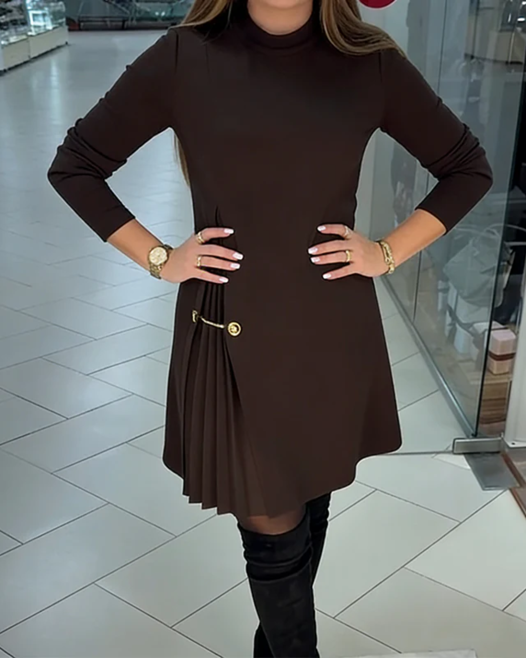 Elegante Vestido de Manga Larga con Paneles Plisados®