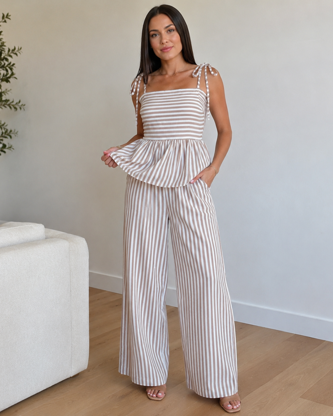 Conjunto de Top con Volante y Pantalón Palazzo