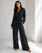 Conjunto Fluido de Blusa y Pantalón®