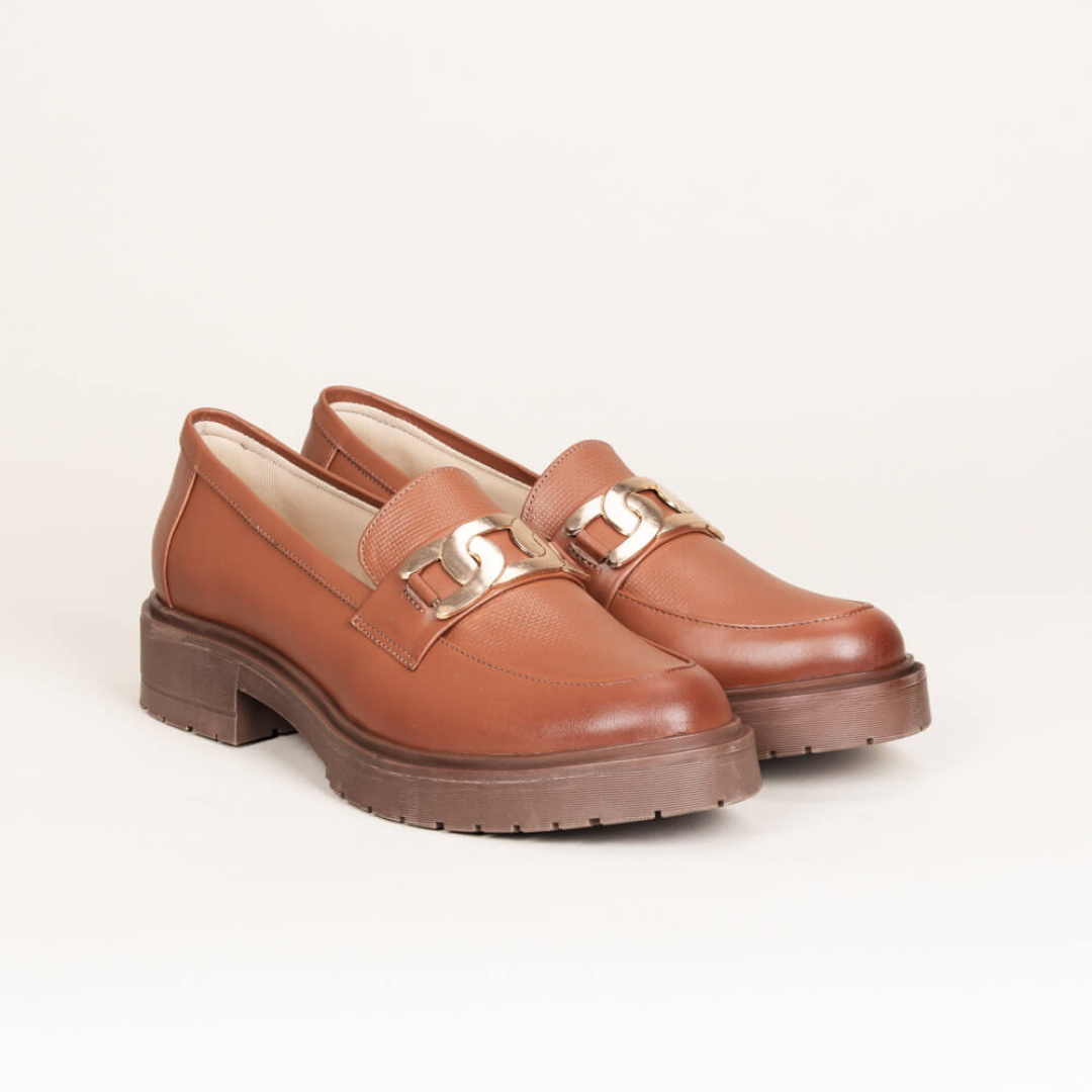 Mocasines con Tacón Bajo y Detalle Metálico®