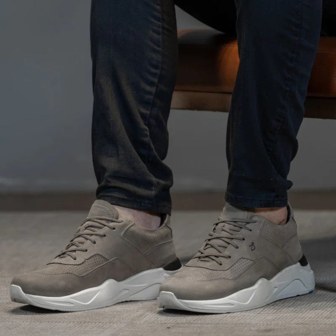 Tenis Madrid de Diseño Ergonómico y Minimalista