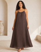 Vestido largo plisado con tirantes finos®