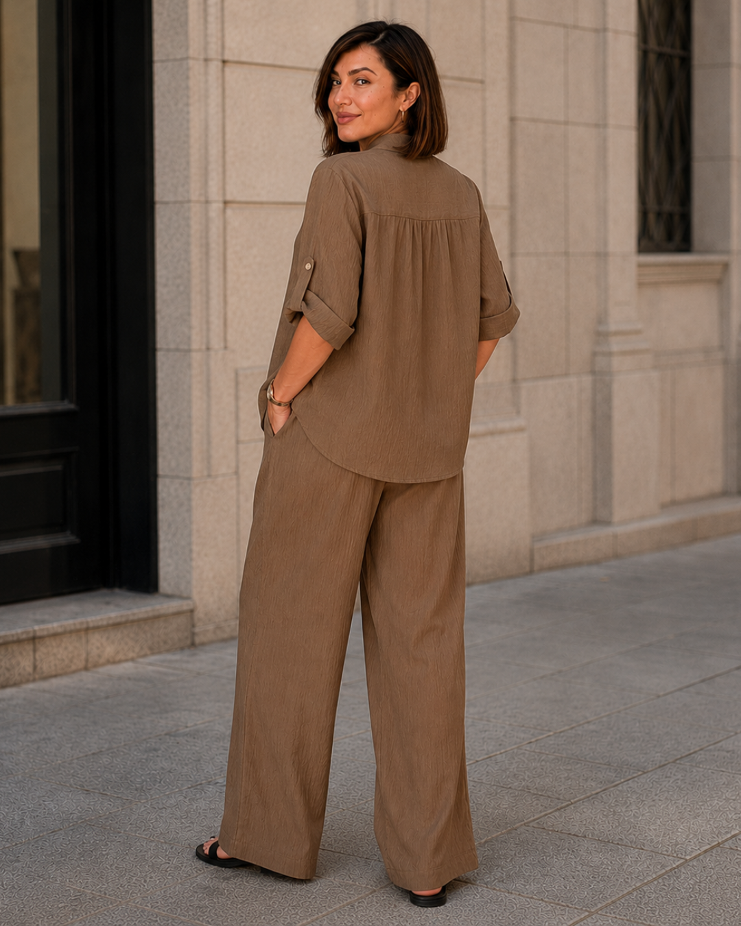 Conjunto Fluido de Blusa y Pantalón