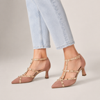 Tacones de Punta Fina con Detalles Dorados®