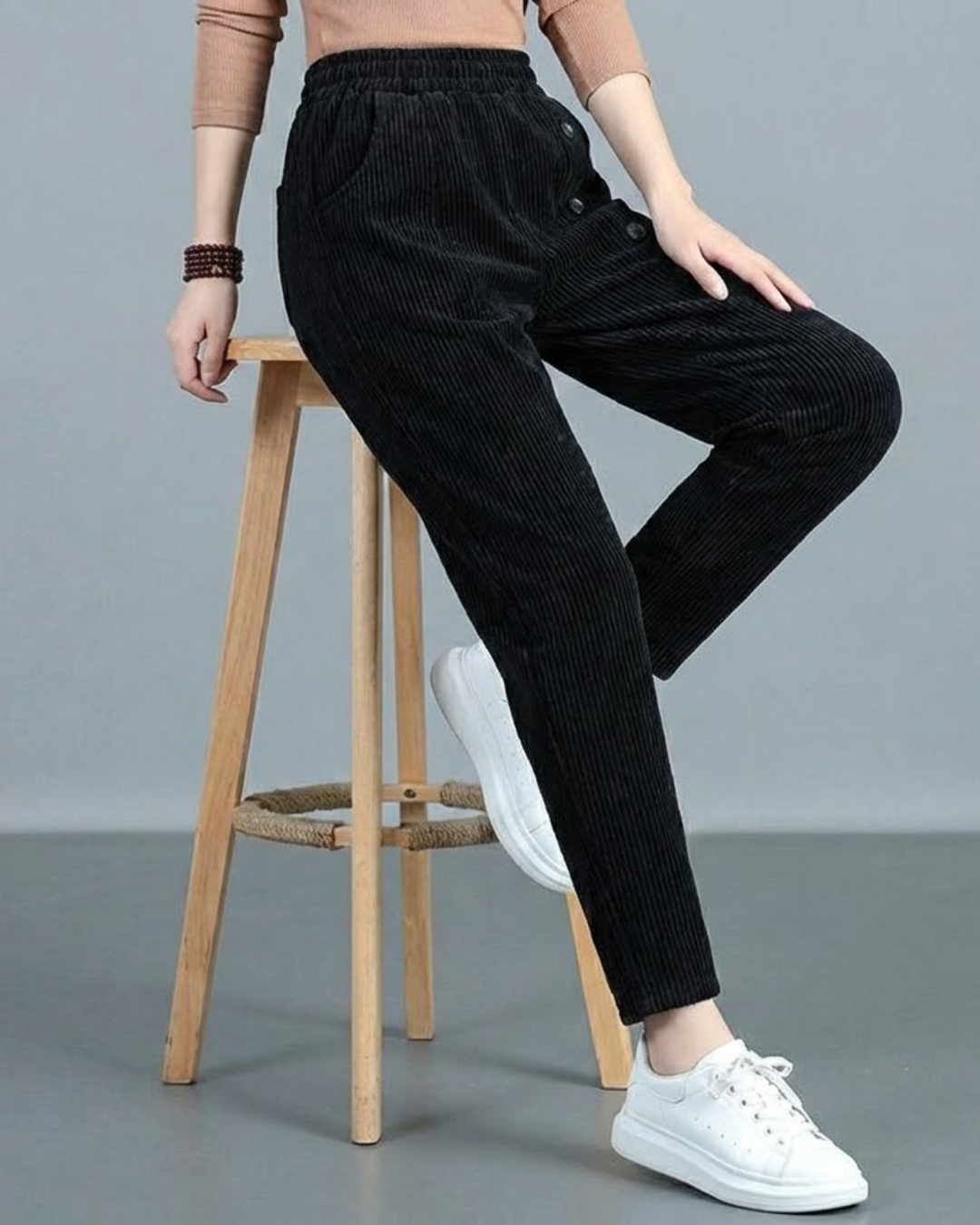 Pantalones de Terciopelo con Botones Decorativos para mujer®