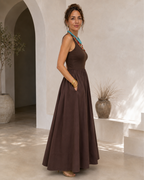 Vestido Midi sin Mangas con Falda Amplia