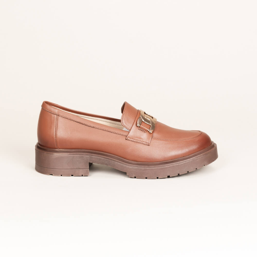 Mocasines con Tacón Bajo y Detalle Metálico®