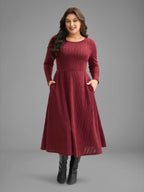 Vestido Midi Fit and Flare en Punto Texturizado®