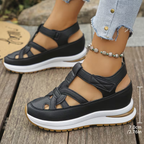 Sandalias deportivas con cuña baja