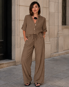 Conjunto Fluido de Blusa y Pantalón