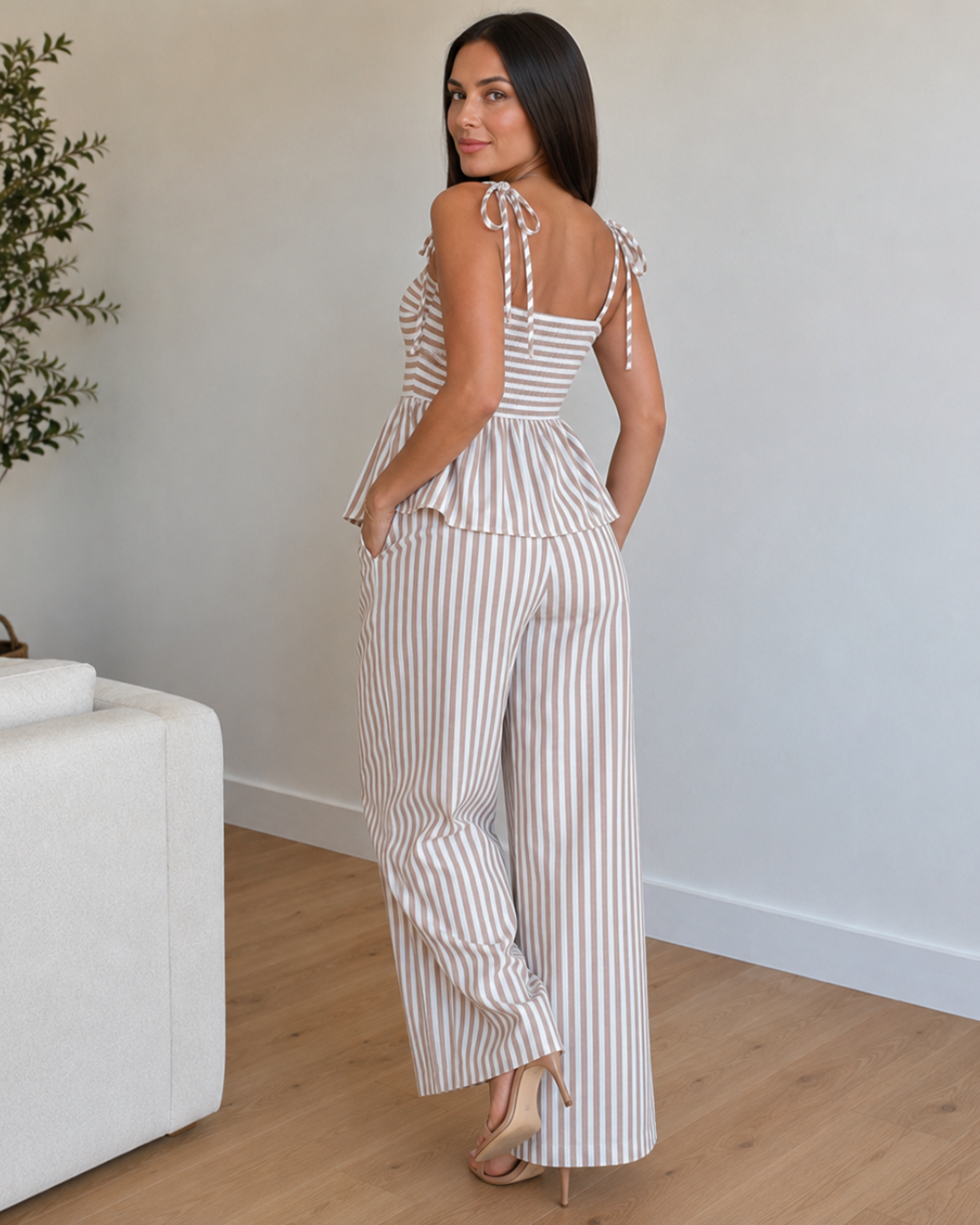 Conjunto de Top con Volante y Pantalón Palazzo
