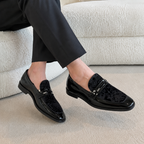 Mocasines de Vestir con Detalle Texturizado y Acabado Brillante