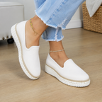 Mocasines Slip-On de Mujer con Suela Ligera y Detalle Trenzado