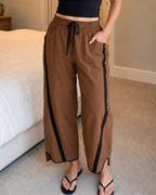 Pantalón Casual de Cintura Elástica con Franjas Laterales®