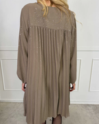 Vestido plisado con brillo®