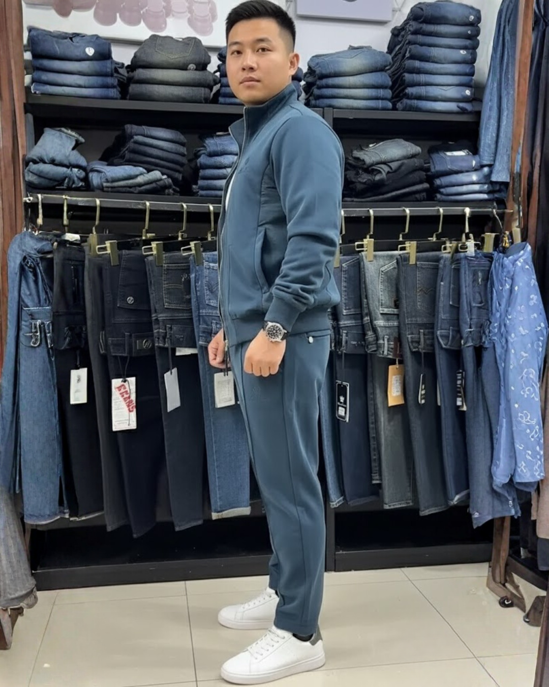Conjunto deportivo bordado de dos piezas muy versátil para hombre®
