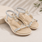 Sandalias Planas con Detalles Metálicos