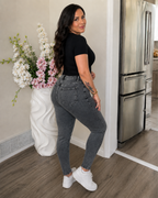 Pantalón de Tiro Alto con Corte Estilizado®