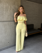 Conjunto de top con volantes y pantalón