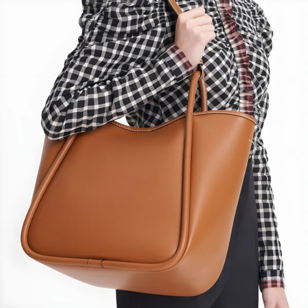 Elegante bolso bandolera de cuero sintético con diseño espacioso y asa ajustable®