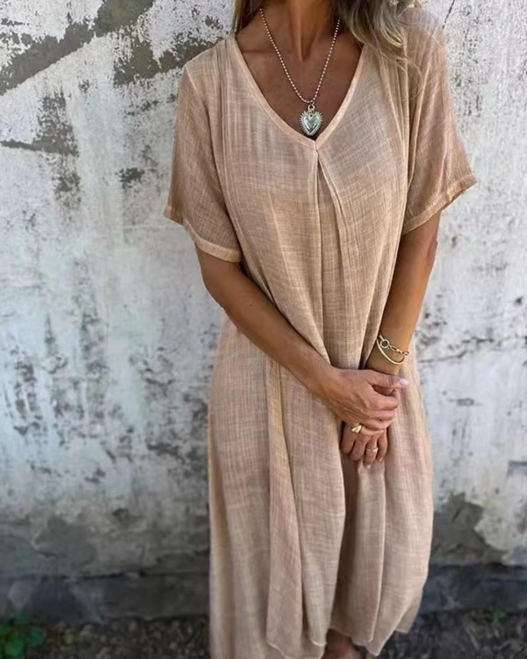 Vestido midi de algodón y lino con escote en V®