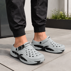 Zuecos deportivos con correa ajustable
