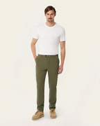 Pantalón Clásico para Hombre con Cremalleras Invisibles en los Bolsillos y Tejido Impermeable
