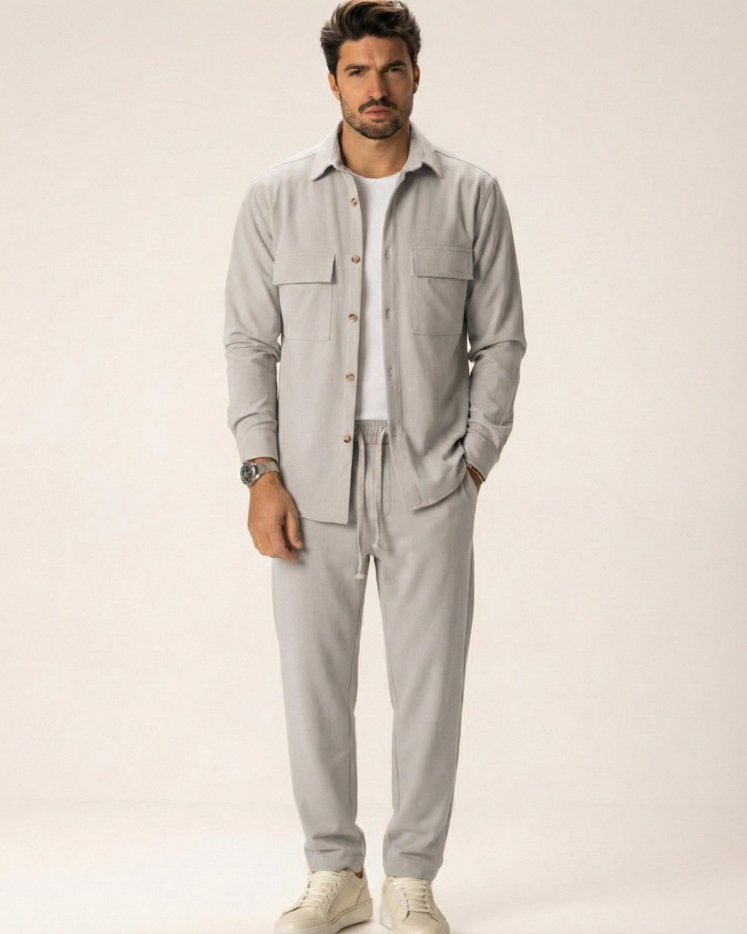 Conjunto Casual con Busto Abotonado y Pantalones de Tela