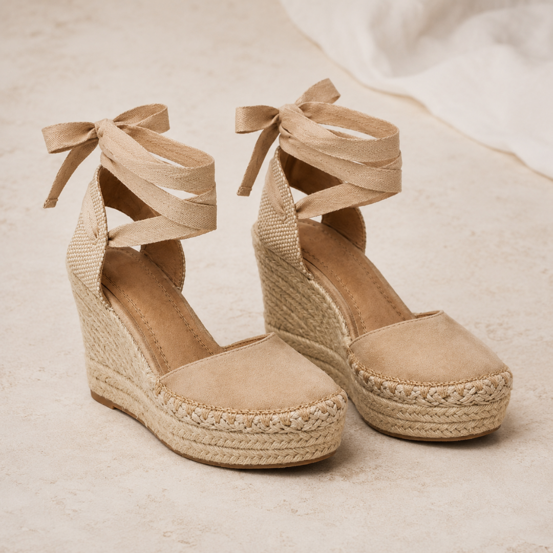 Tacones de Cuña con Lazo en el Tobillo