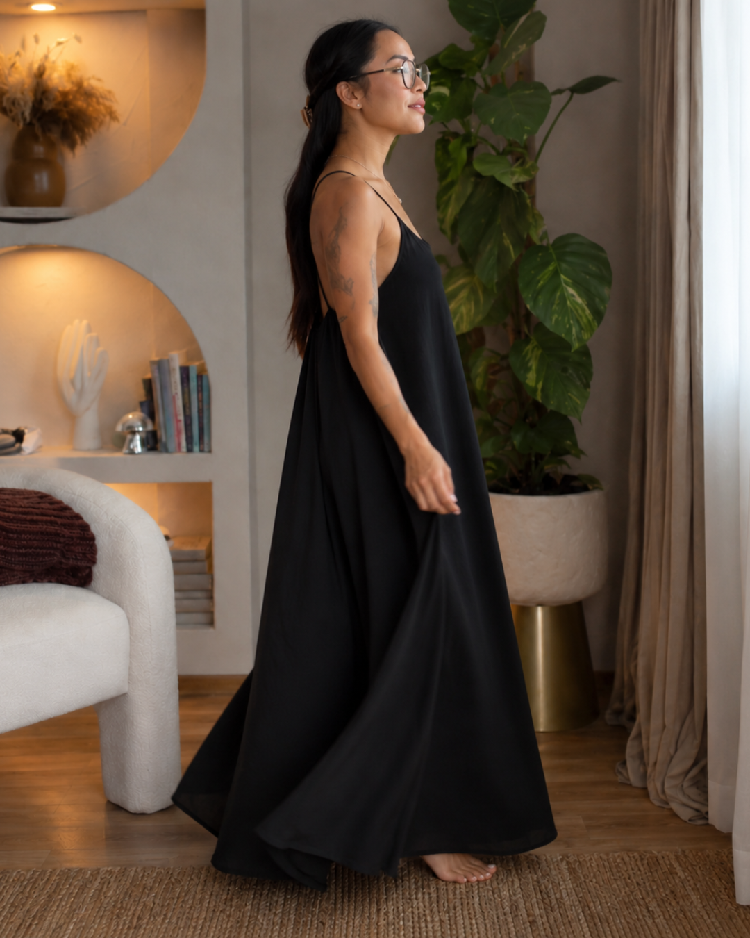 Vestido Largo Fluido con Tirantes Finos