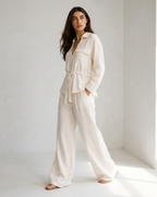 Conjunto Fluido de Blusa y Pantalón®