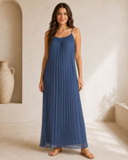 Vestido largo plisado con tirantes finos®