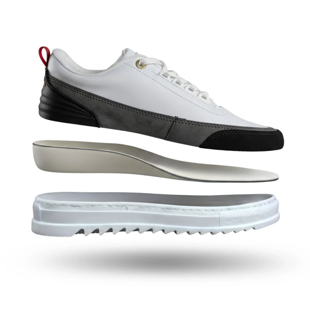 Zapato con elevación oculta