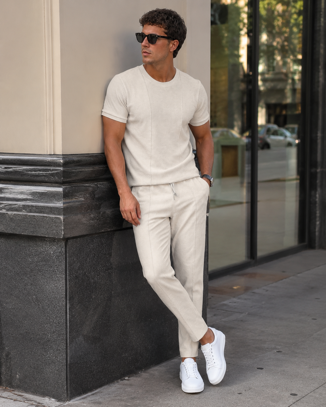 Conjunto Casual de Hombre con Estilo Minimalista